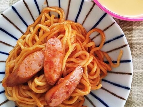 焼きそば麺で簡単ナポリタン